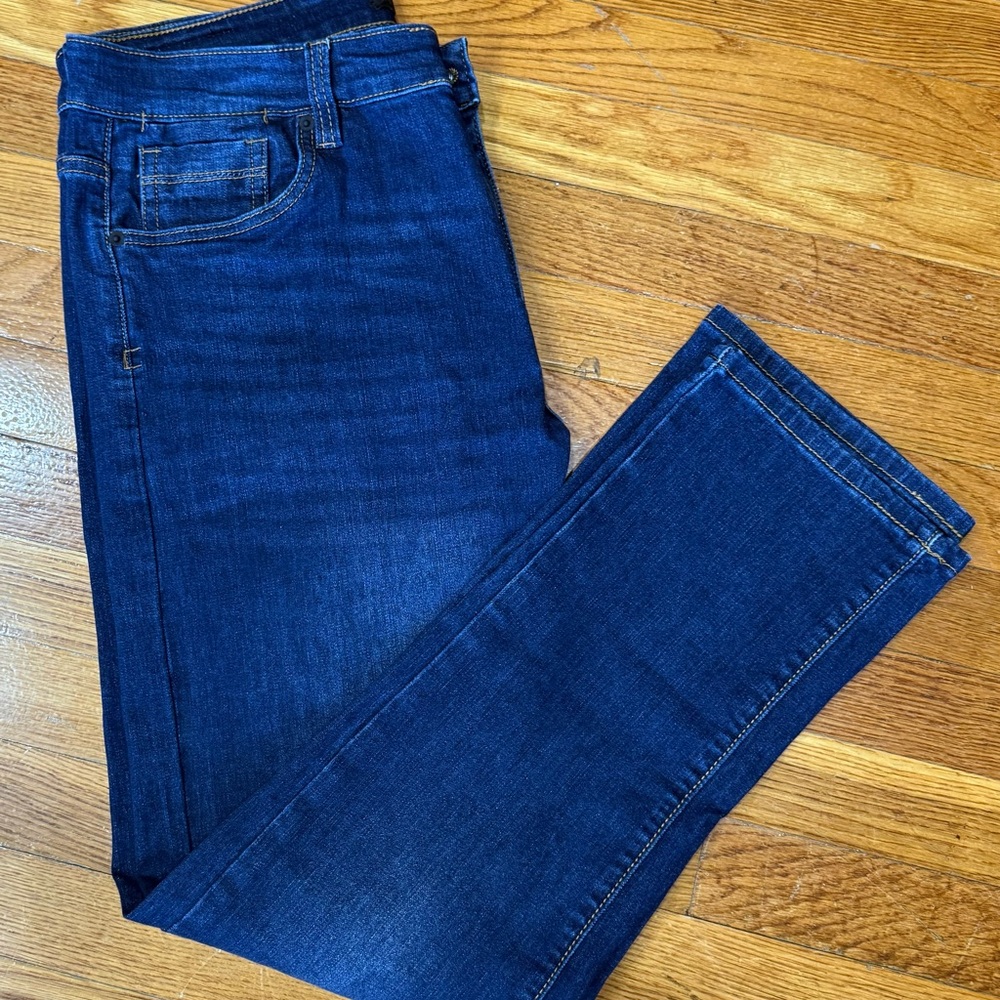 Men Kenneth Cole Slim fit Blue Straight Jeans Classic Style